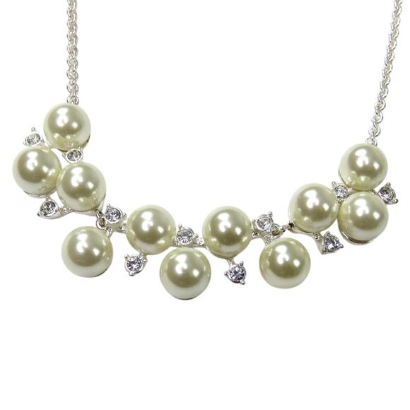 Vintage Avon Pearl Necklace Set with Bracelet and Earrings Retro Glam Formal - Picture 2 of 6